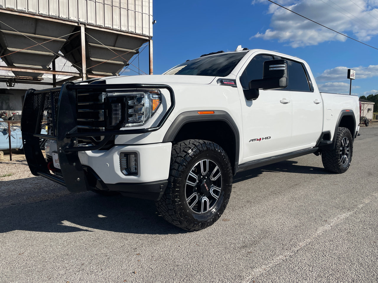 Used 2022 GMC Sierra 2500 AT4 w/ AT4 Premium Plus Package