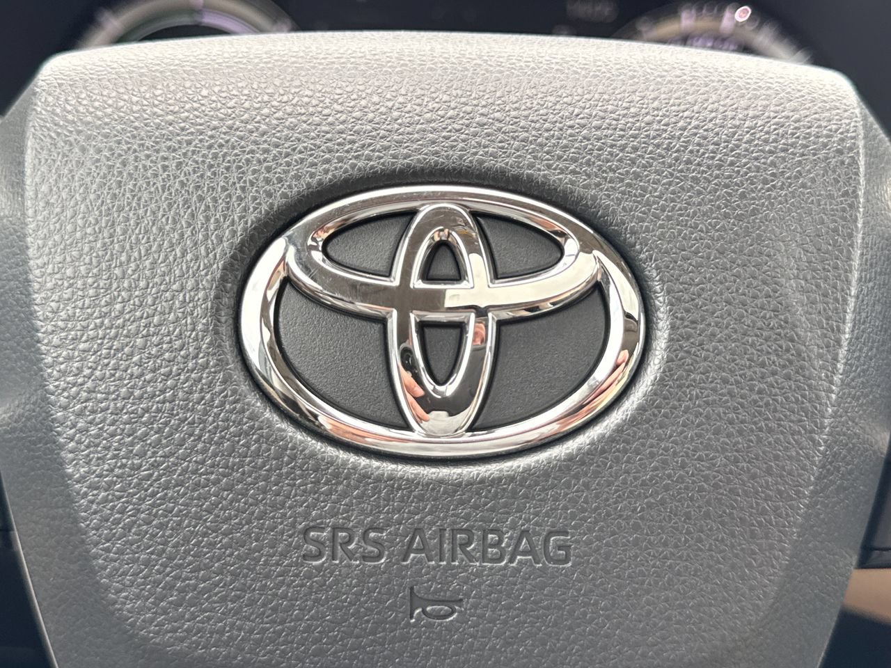 Used 2023 Toyota Highlander XLE AWD/4WD image 30