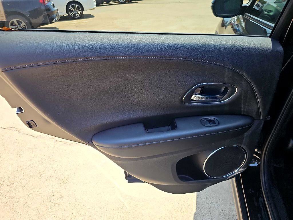 Used 2021 Honda HR-V EX-L image 15