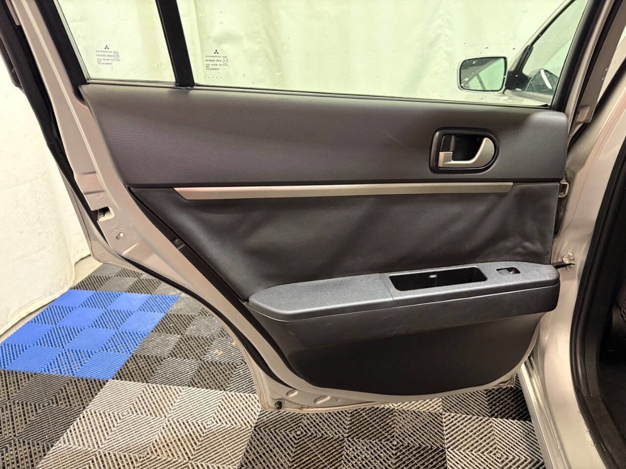 Used 2012 Mitsubishi Galant FE image 9