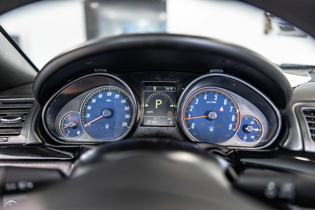 Used 2015 Maserati GranTurismo Sport RWD image 23