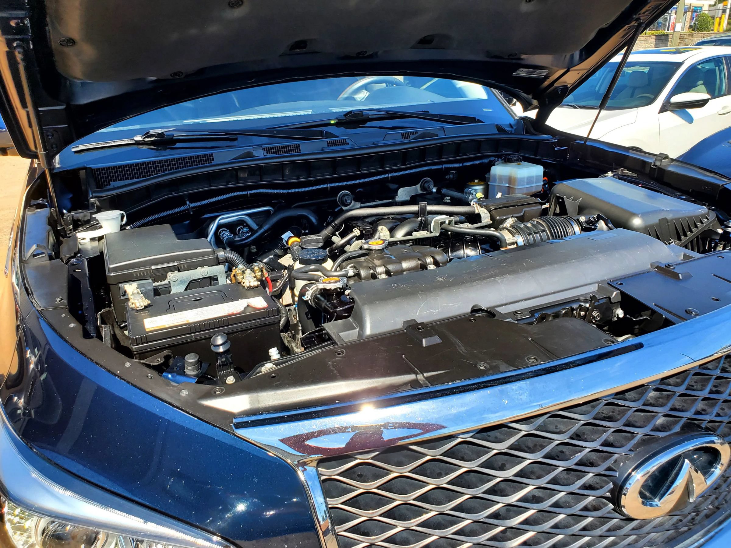 Used 2017 INFINITI QX80 4WD w/ Driver Assistance Package image 63