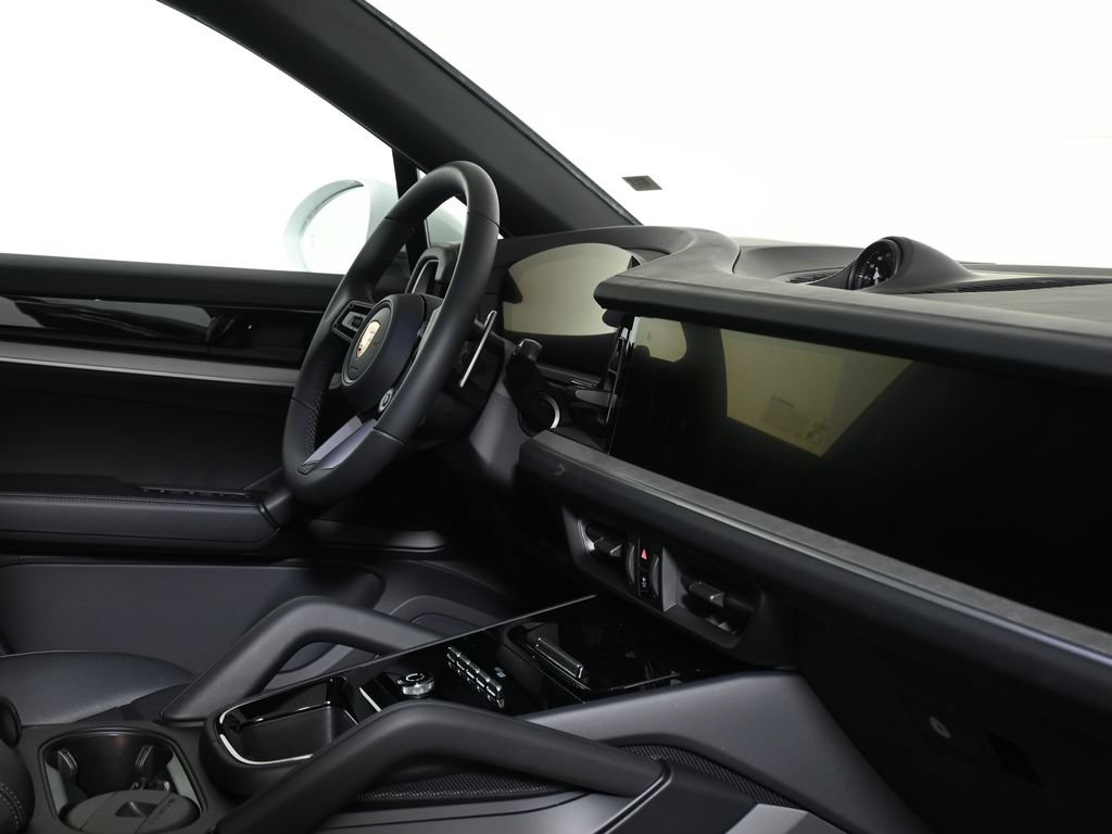 Used 2026 Porsche Cayenne Coupe AWD/4WD image 38