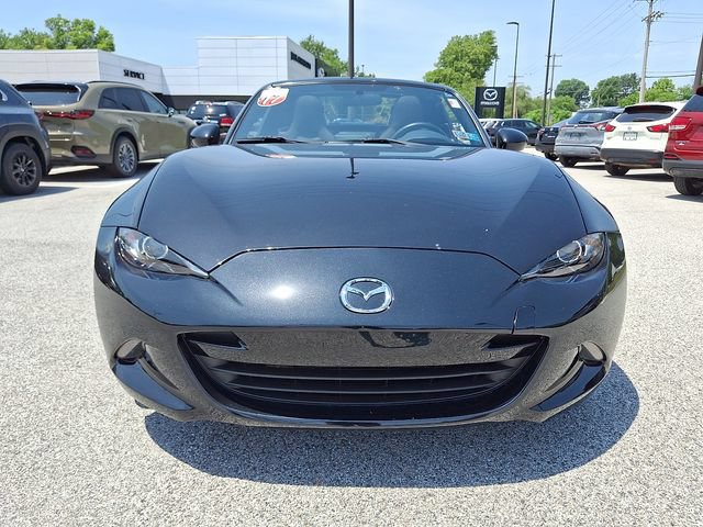 Used 2017 MAZDA MX-5 Miata RF Club RWD image 3