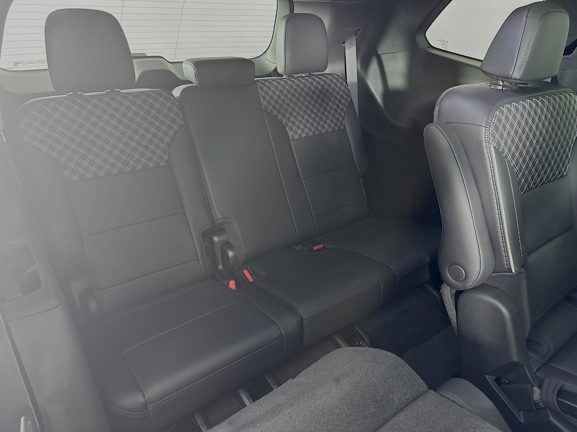 Used 2024 GMC Acadia Denali image 29