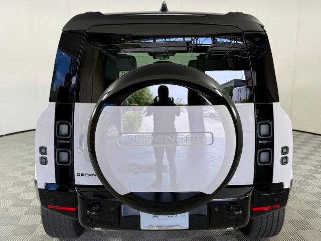 New 2026 Land Rover Defender 110 X-Dynamic SE AWD/4WD image 7