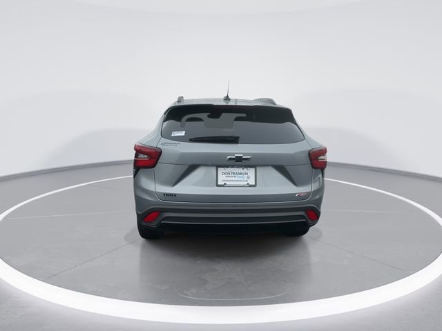 Used 2025 Chevrolet Trax RS w/ Sunroof Package image 7