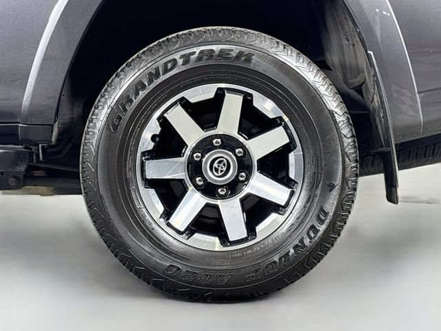 Used 2023 Toyota 4Runner TRD Off-Road Premium w/ Off Road Premium Plus Package AWD/4WD image 35