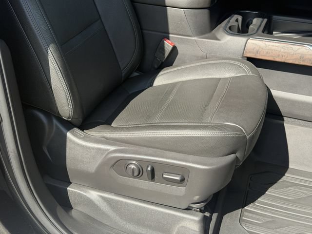 Used 2020 GMC Sierra 1500 Denali w/ Technology Package AWD/4WD image 18