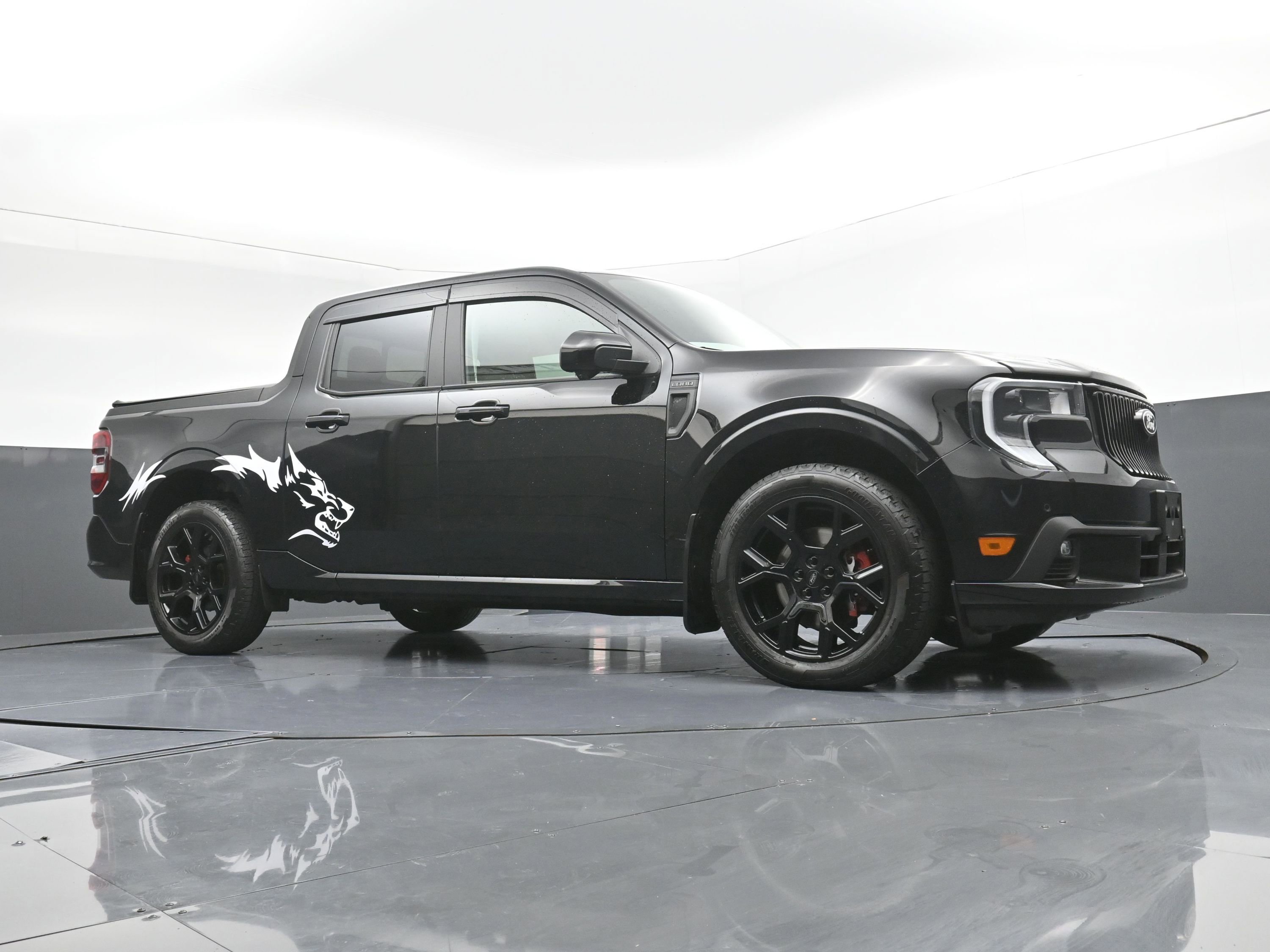 Used 2025 Ford Maverick Lobo AWD/4WD image 29