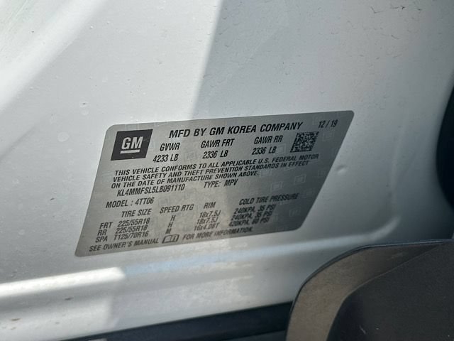 Used 2020 Buick Encore GX Essence w/ Experience Buick Package FWD image 30