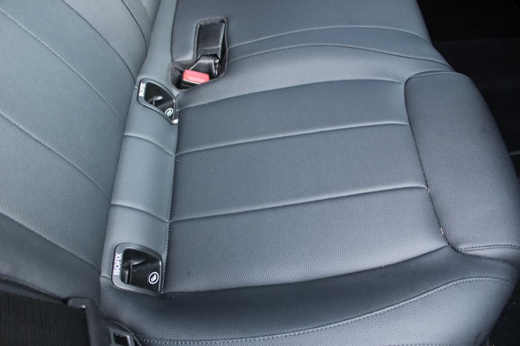 Used 2025 Mercedes-Benz GLA 250 image 24