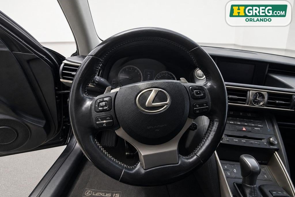 Used 2019 Lexus IS 300 w/ Premium Package RWD image 11