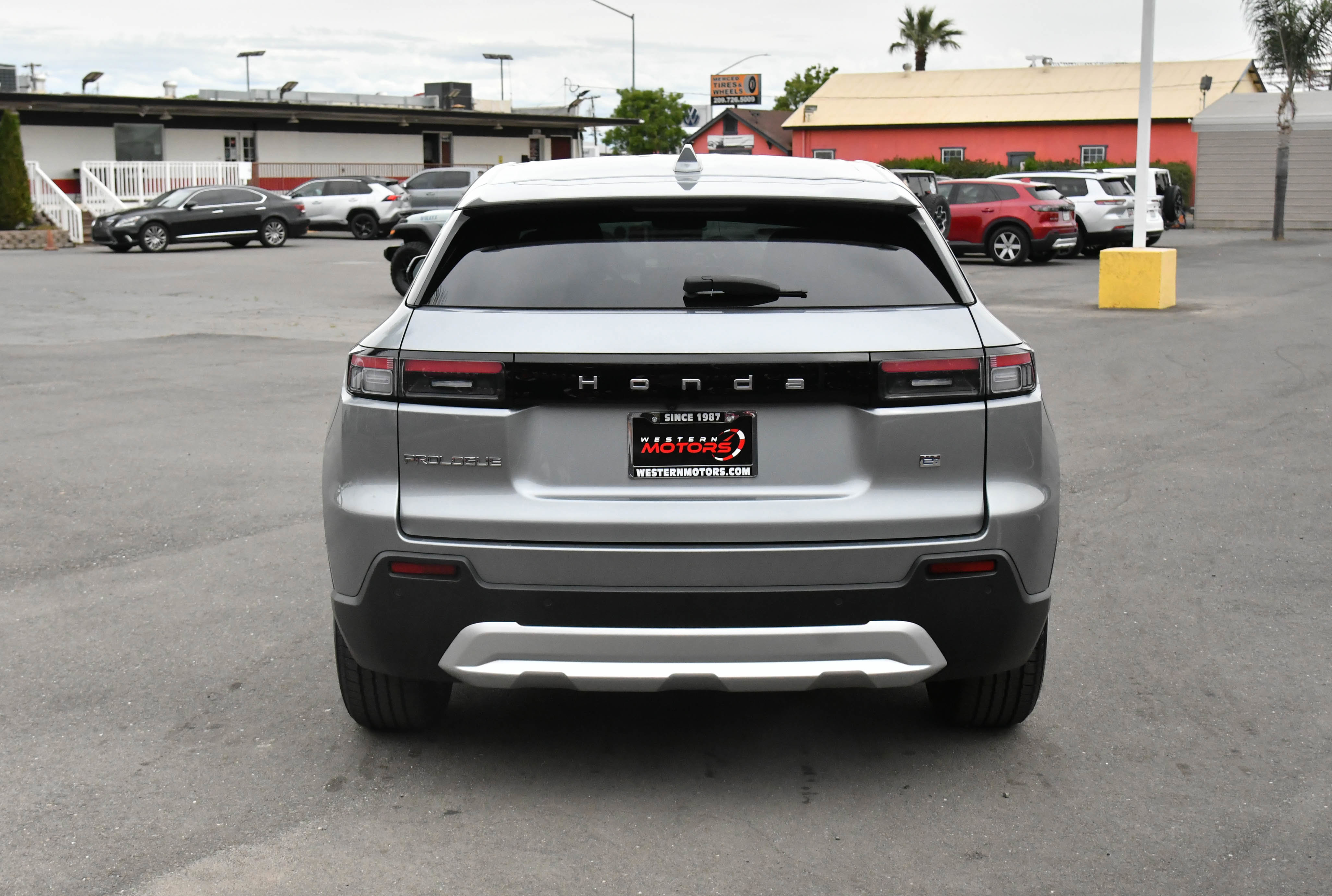 Used 2024 Honda Prologue EX image 7