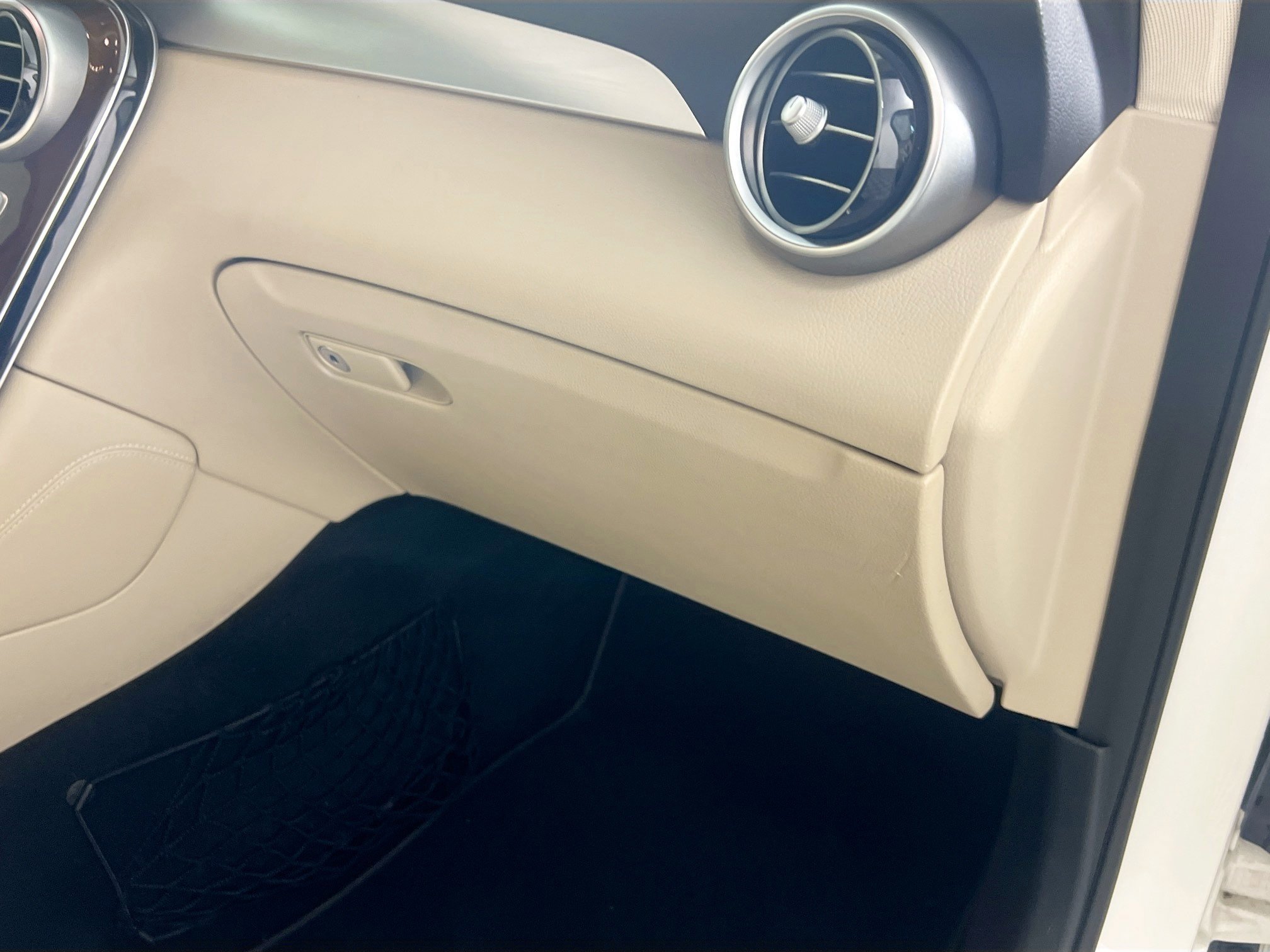 Used 2017 Mercedes-Benz GLC 300 image 35