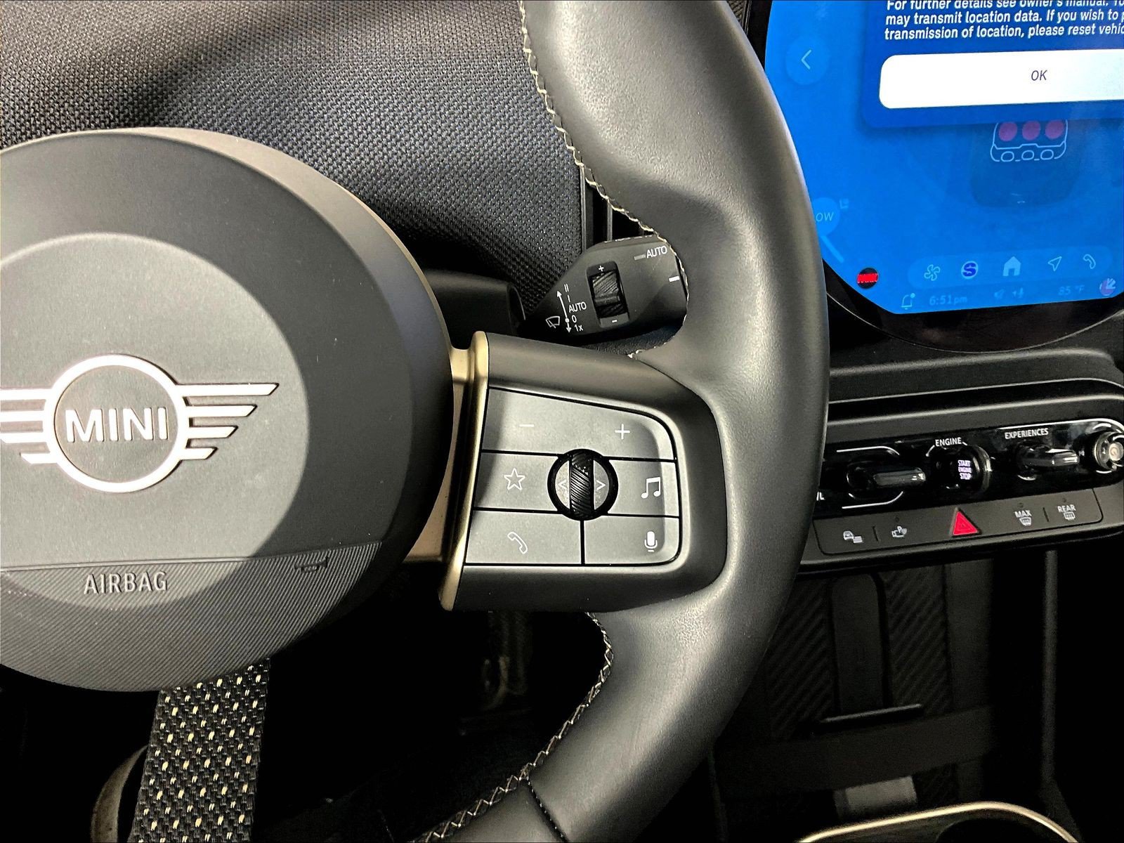 Used 2025 MINI Cooper S FWD image 11