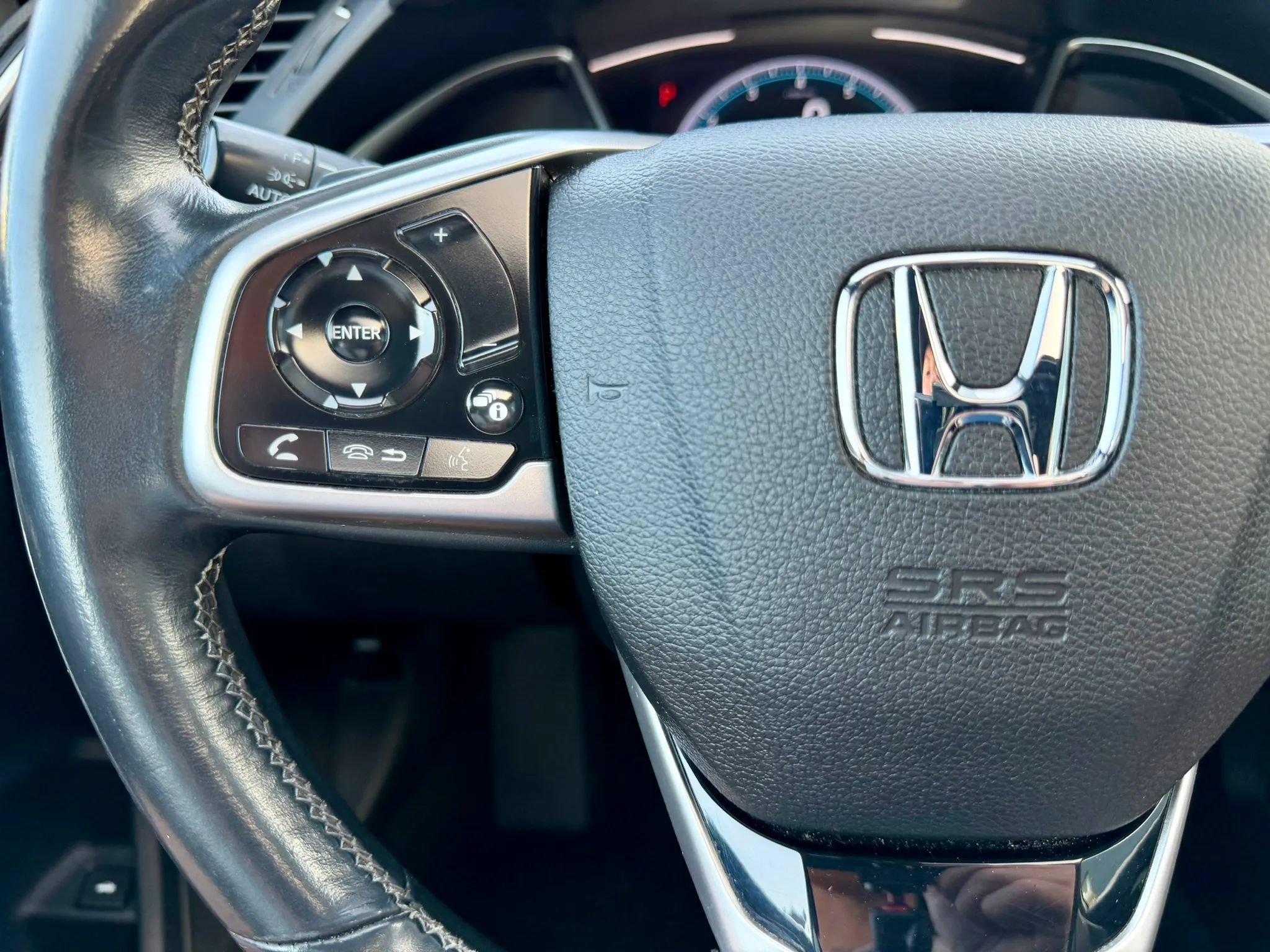 Used 2019 Honda Civic Touring image 25