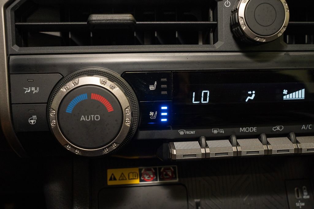 Used 2025 Toyota 4Runner TRD Off-Road Premium image 16