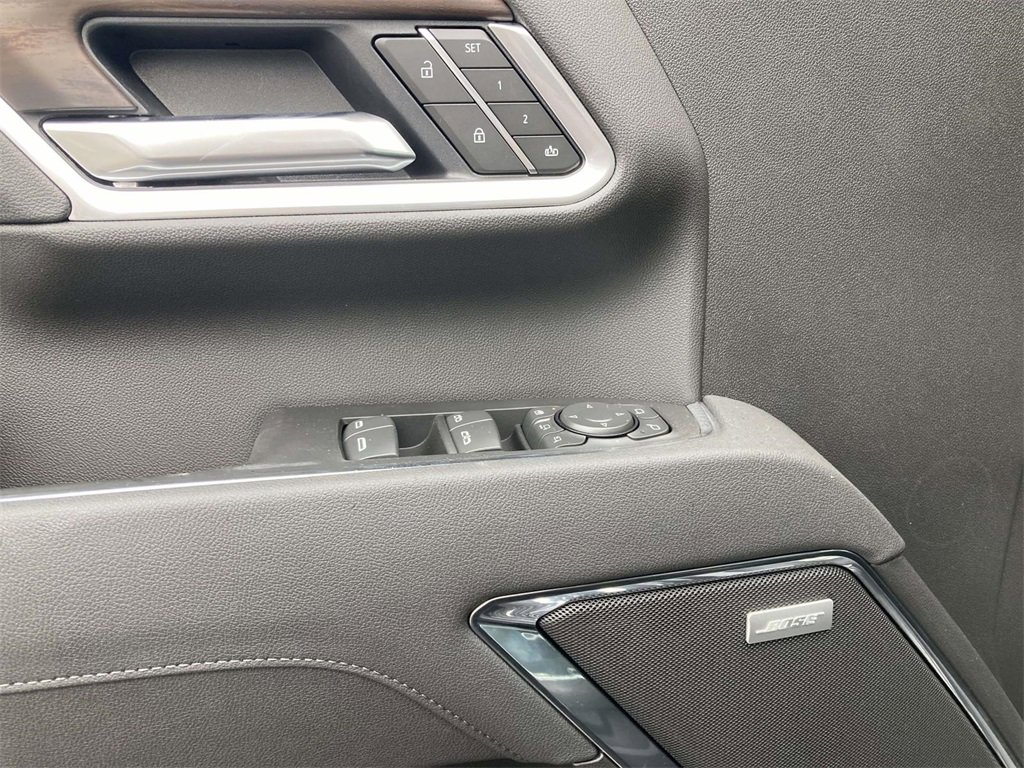 New 2026 GMC Sierra 2500 SLT w/ SLT Convenience Package image 15