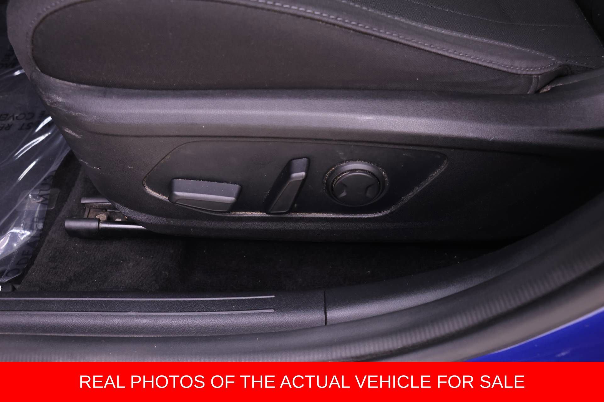 Used 2021 Hyundai Elantra SEL w/ Convenience + Premium Package image 10