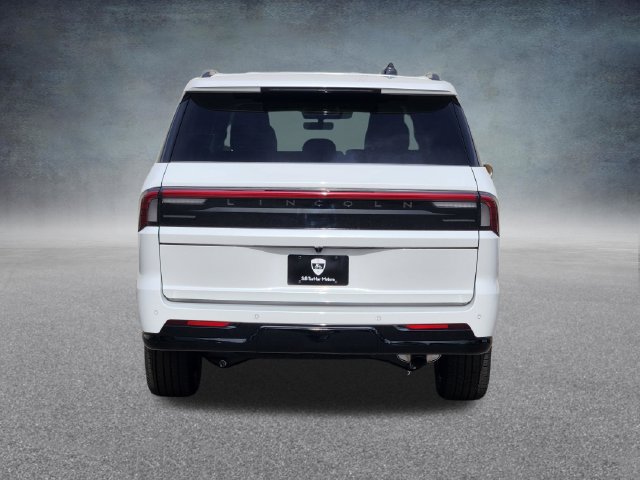 New 2027 Lincoln Navigator L Reserve w/ Jet Appearance Package AWD/4WD image 6
