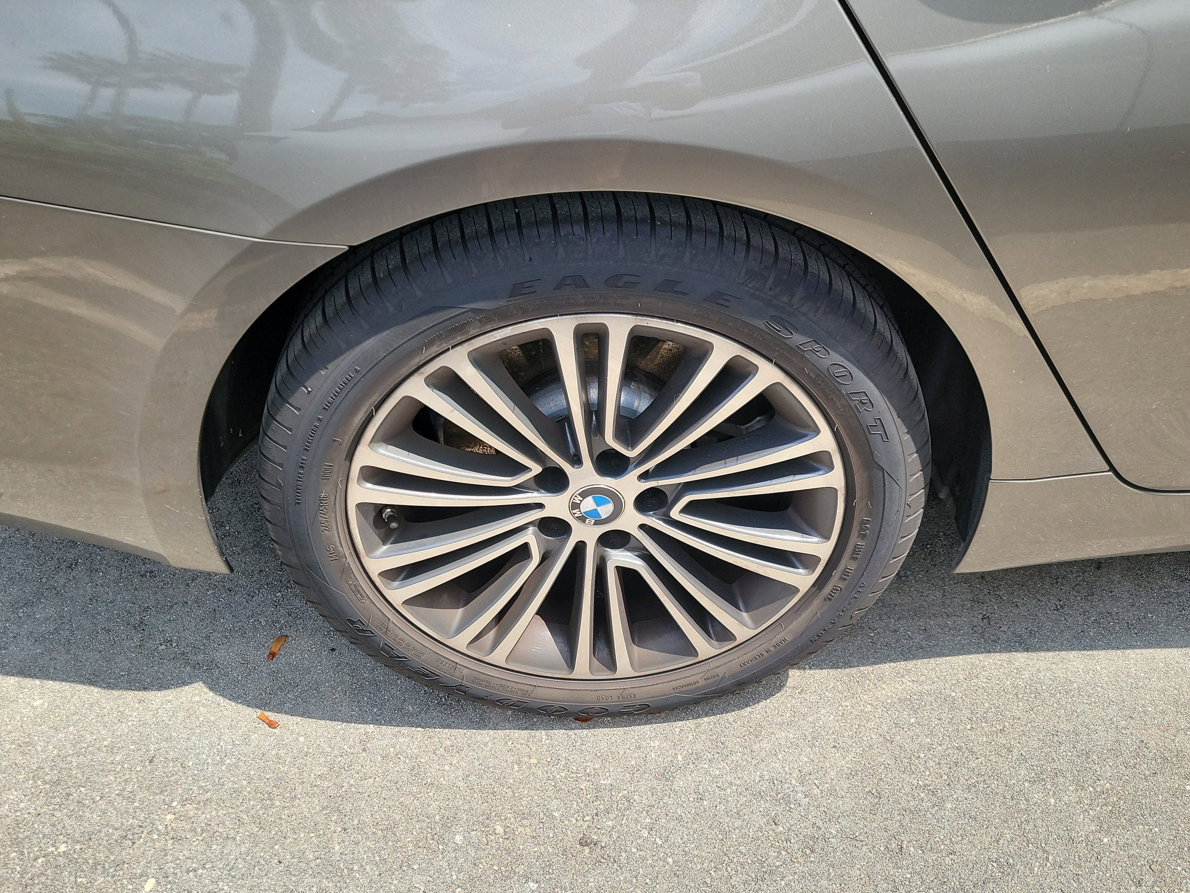 Used 2018 BMW 530e RWD image 7