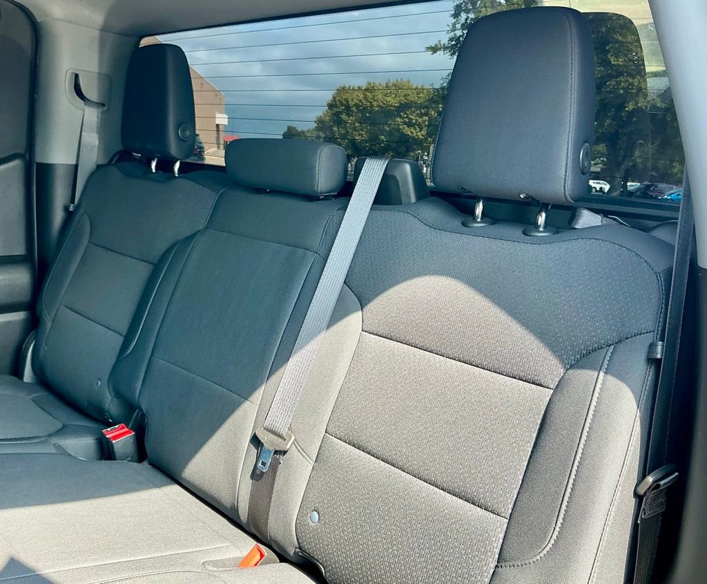 Used 2021 Chevrolet Silverado 1500 Custom RWD image 28
