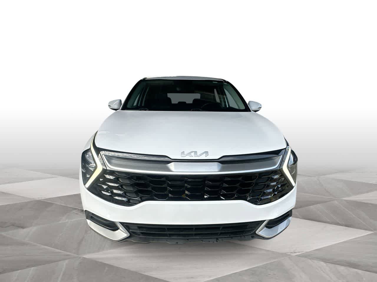 Used 2023 Kia Sportage EX FWD image 3
