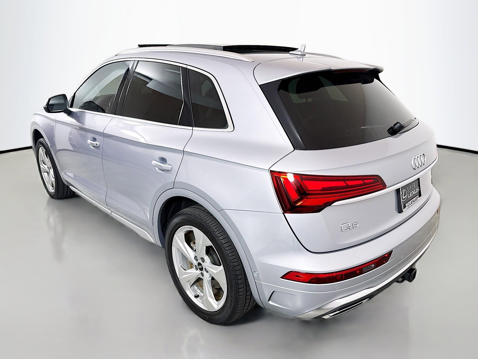 Used 2023 Audi Q5 2.0T Prestige image 5