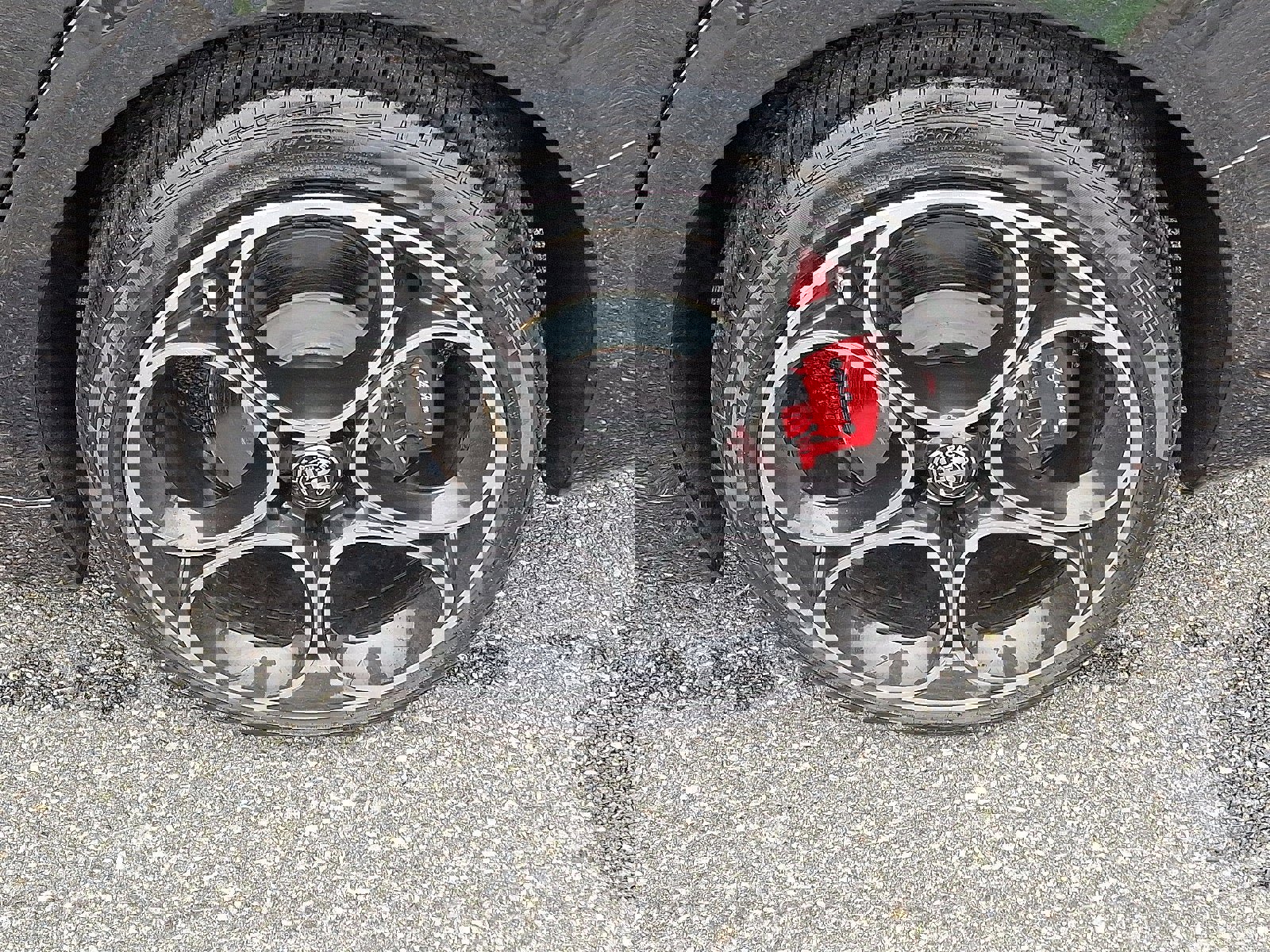 Used 2024 Alfa Romeo Giulia Ti w/ Performance Driving Package image 5