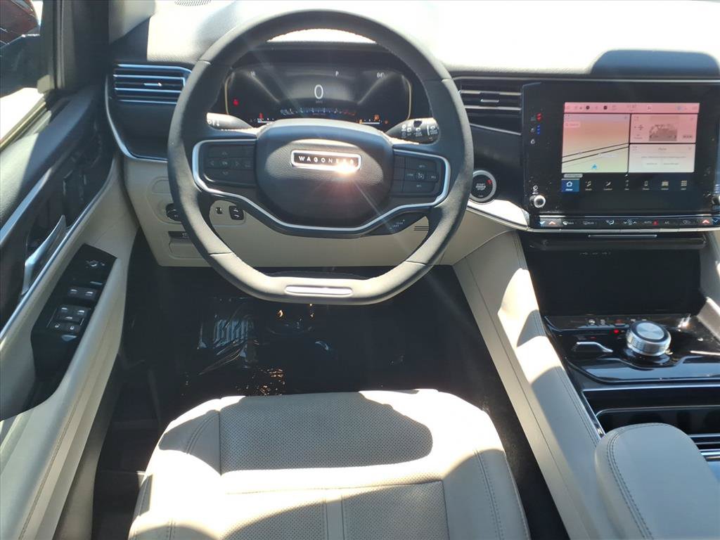 Used 2022 Jeep Wagoneer Series I AWD/4WD image 3