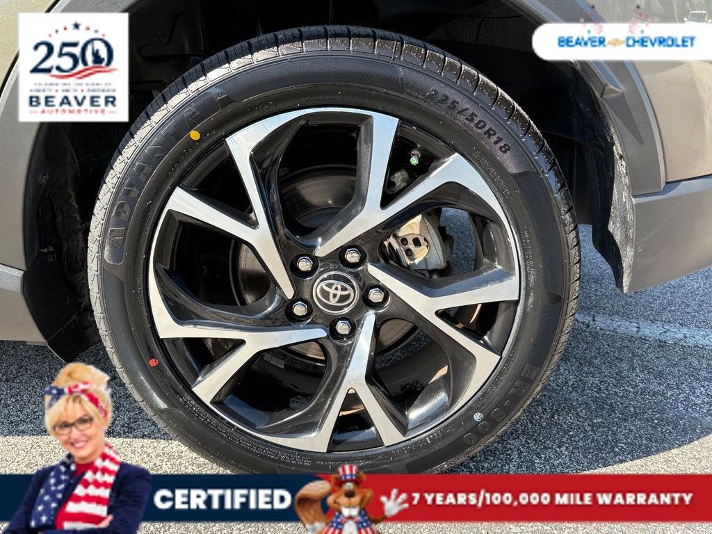 Used 2021 Toyota C-HR XLE FWD image 10