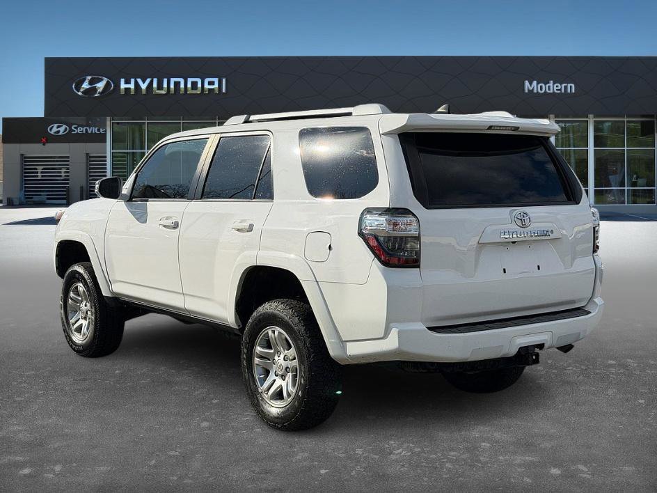 Used 2019 Toyota 4Runner SR5 Premium image 4