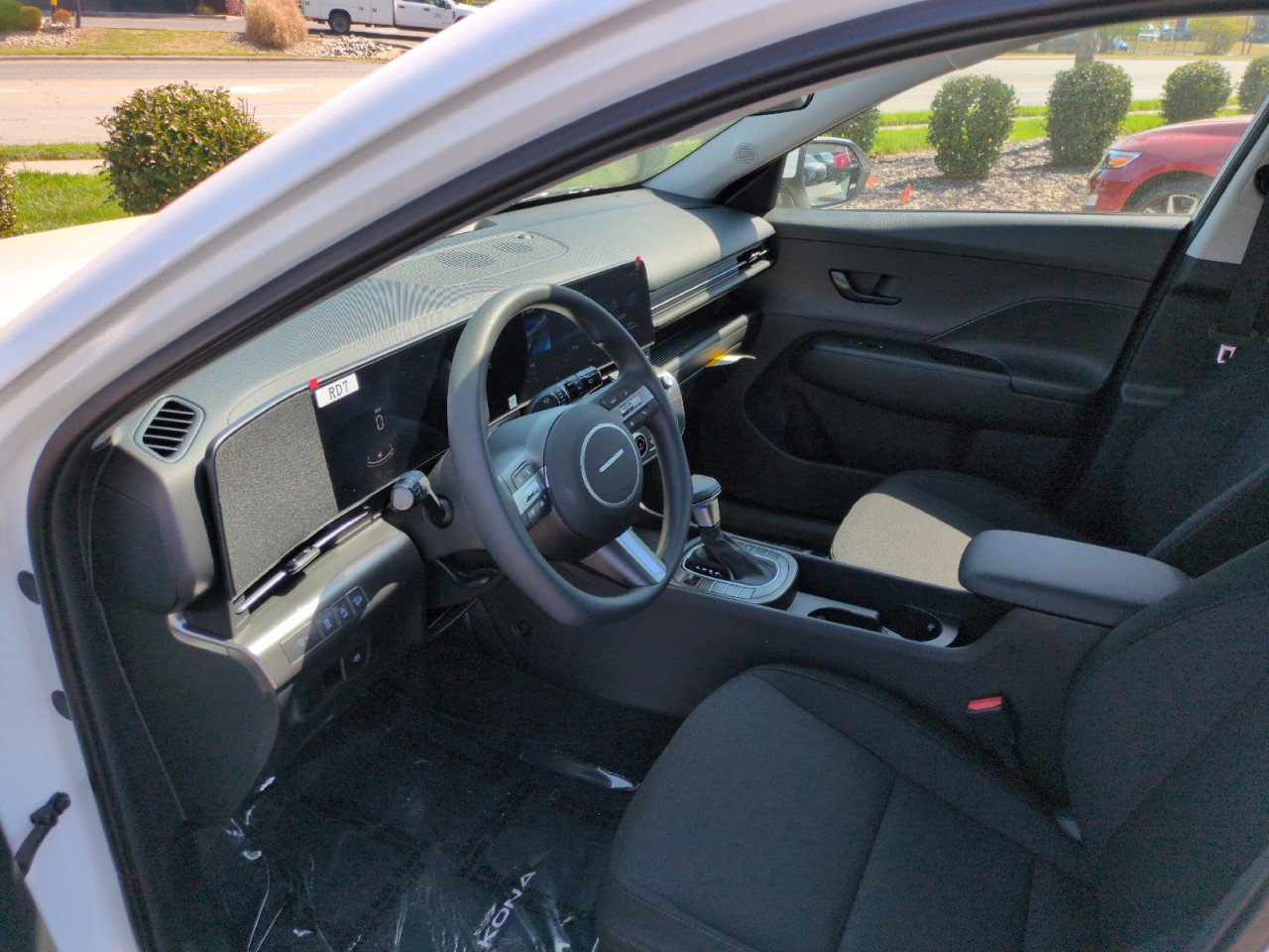 New 2026 Hyundai Kona SE image 19
