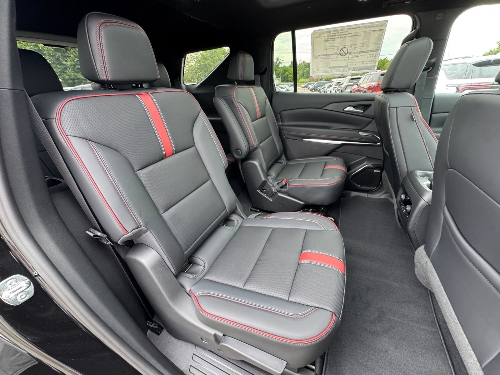 New 2027 Chevrolet Traverse RS AWD/4WD image 36