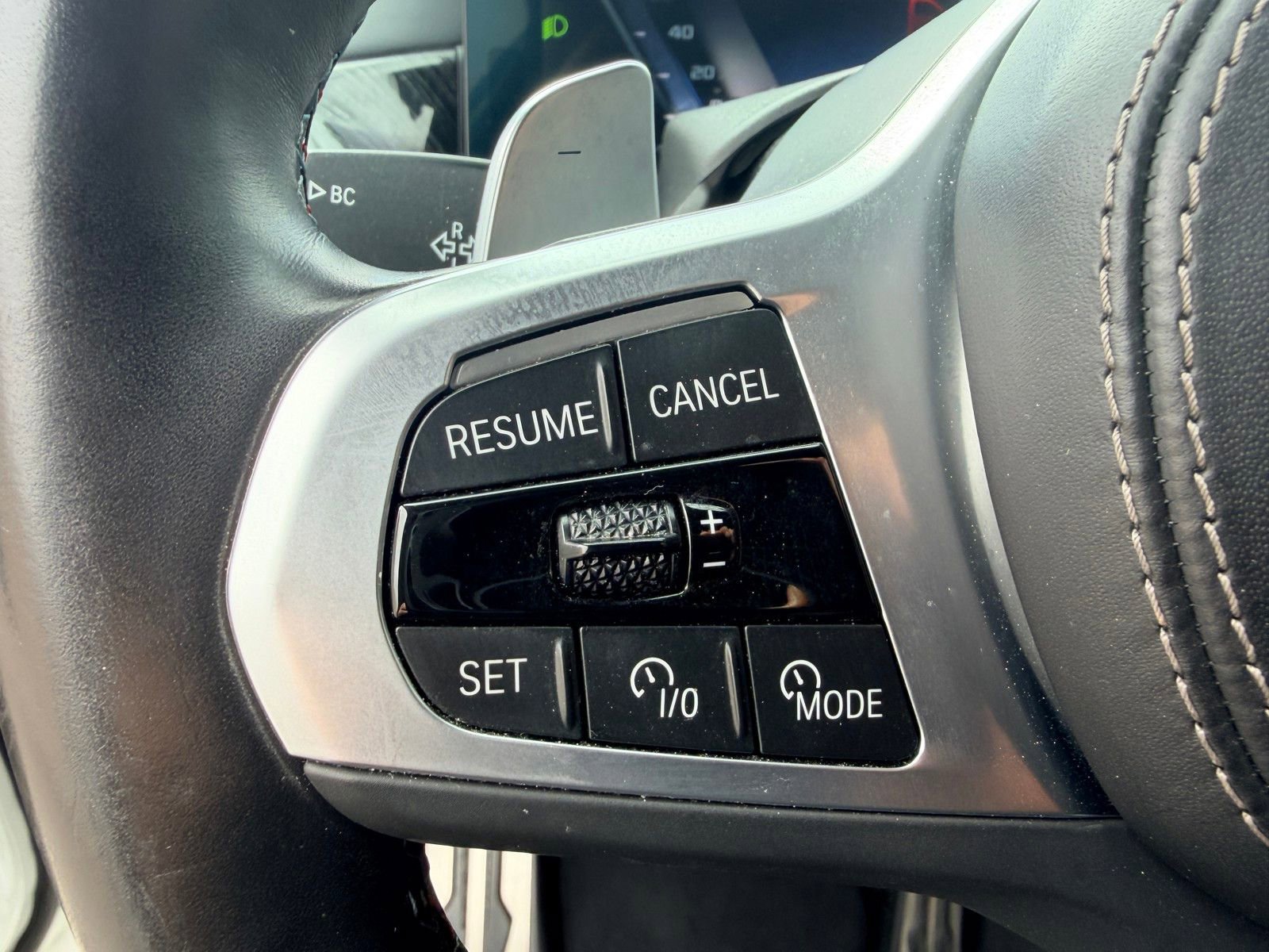 Used 2024 BMW X6 M60i AWD/4WD image 10