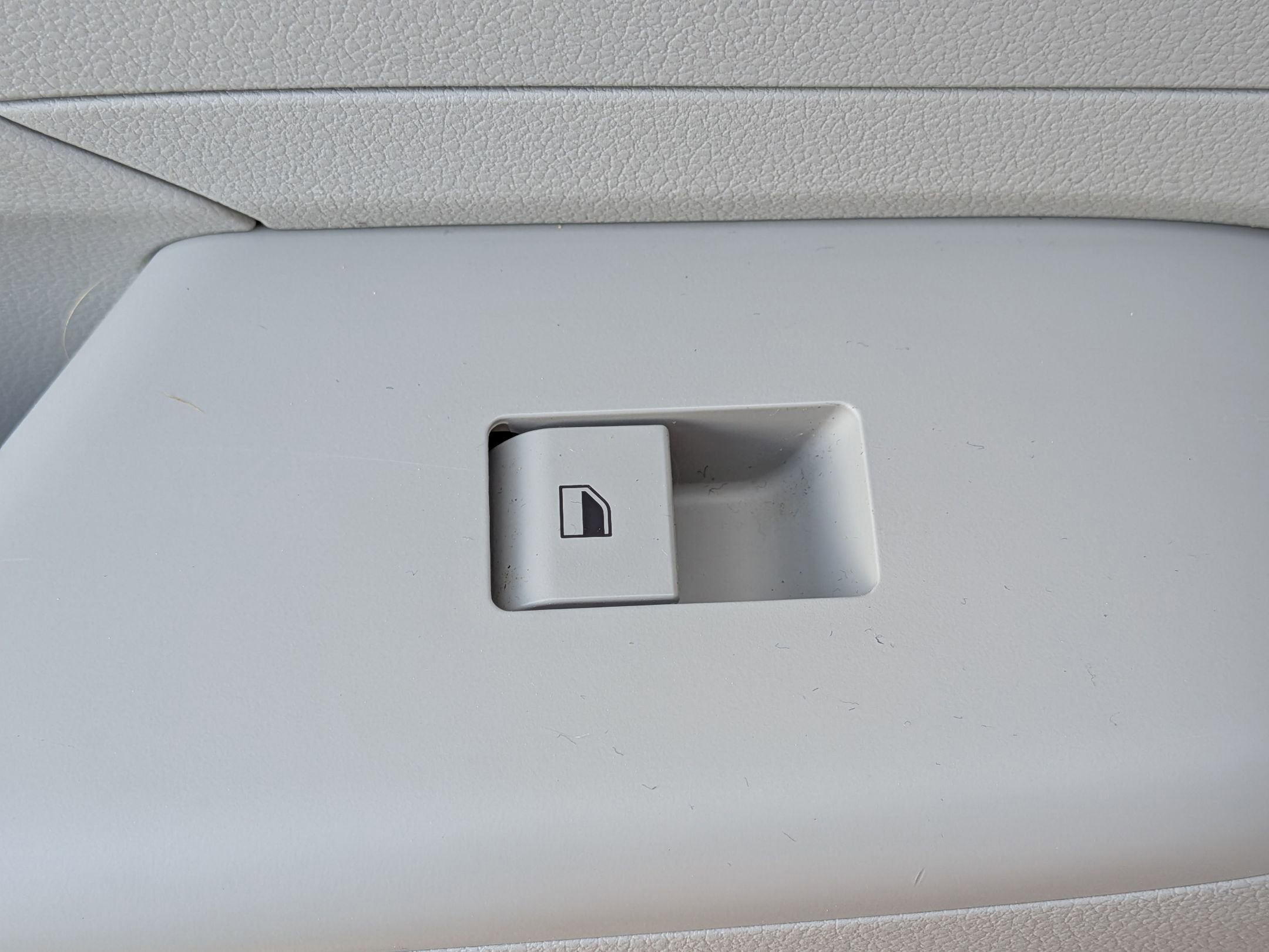 Used 2025 Hyundai Kona SEL image 28