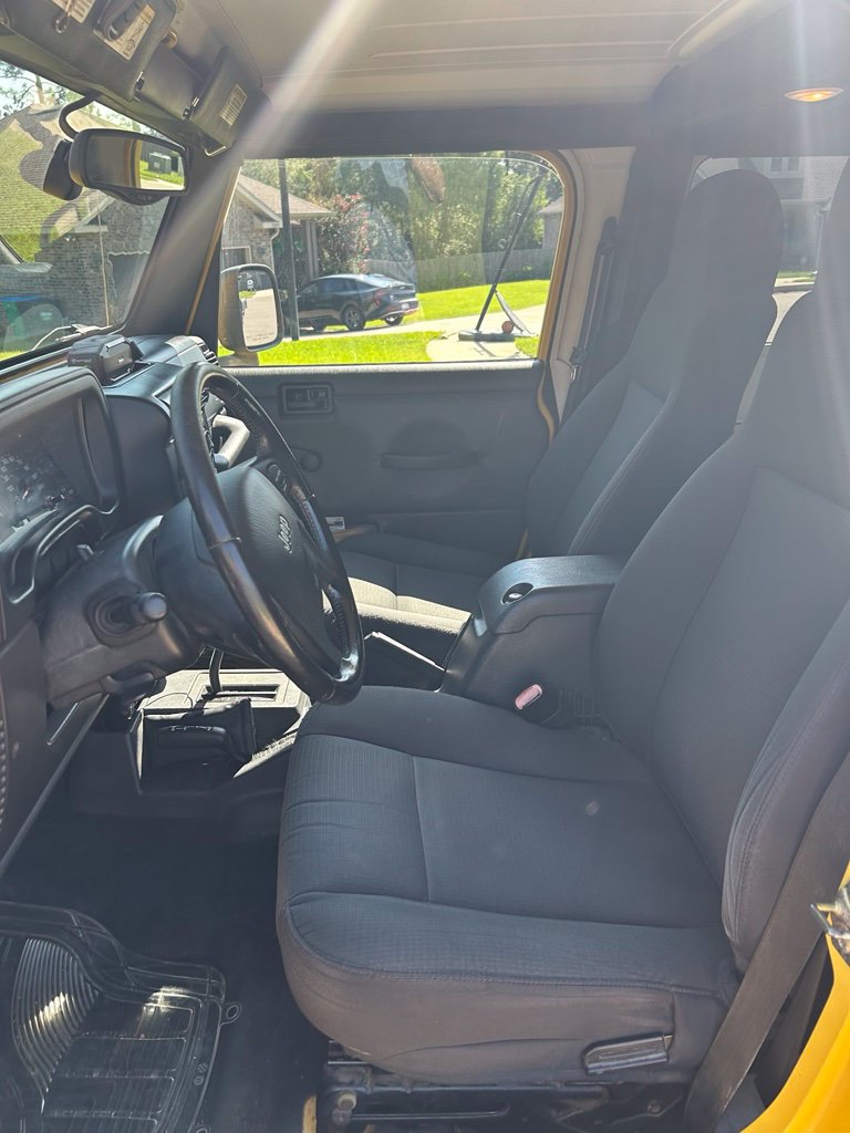 Used 2006 Jeep Wrangler Unlimited Rubicon AWD/4WD image 4
