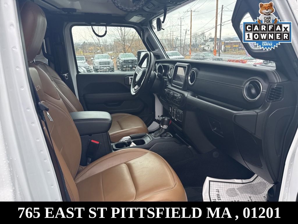 Used 2021 Jeep Wrangler Unlimited Sahara w/ Cold Weather Group image 17