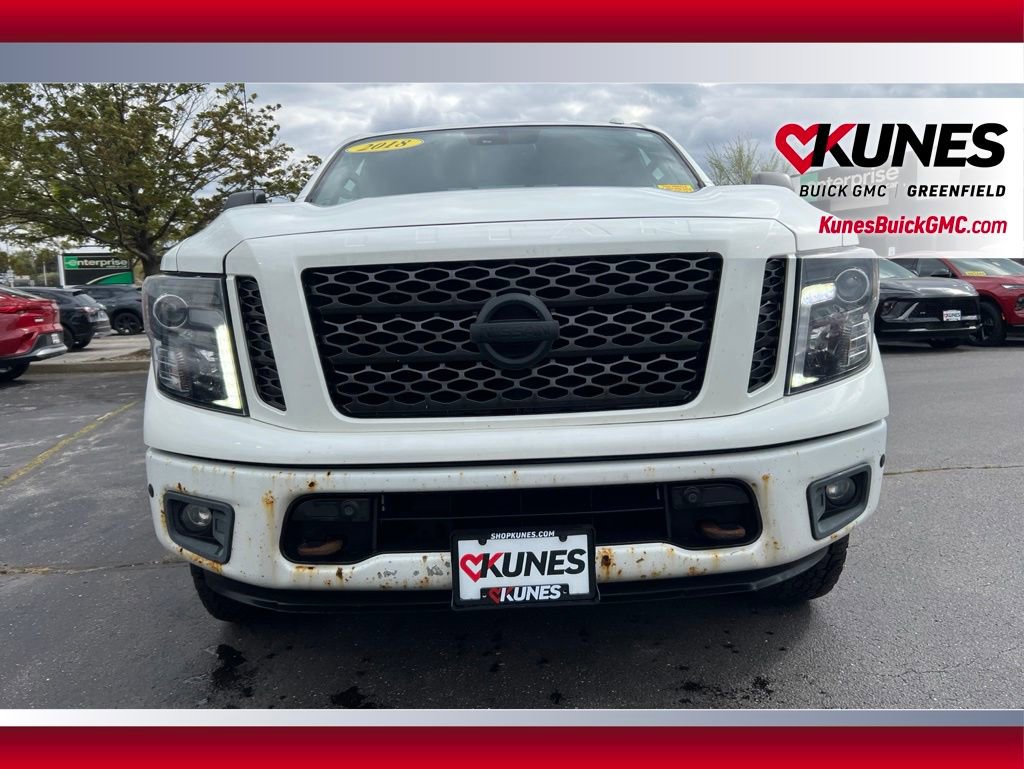 Used 2018 Nissan Titan XD AWD/4WD image 12