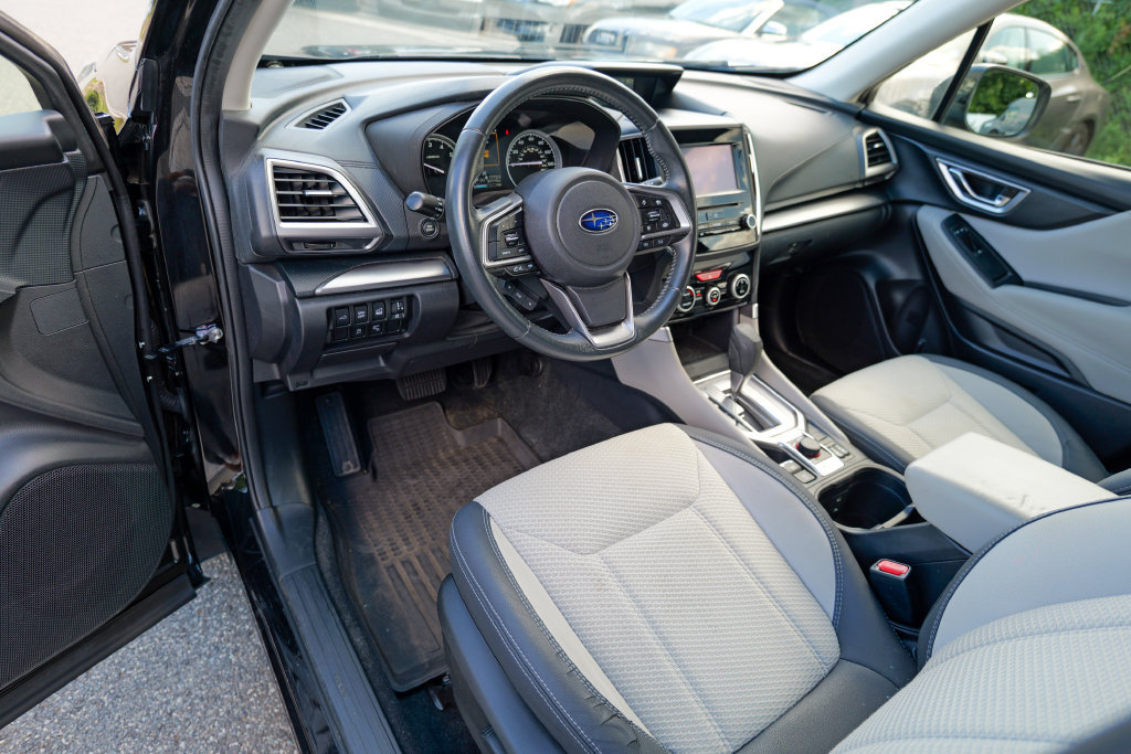 Used 2021 Subaru Forester Premium AWD/4WD image 18