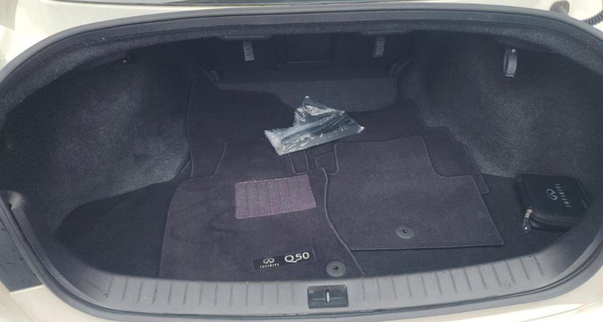 Certified 2023 INFINITI Q50 Luxe w/ Cargo Package RWD image 18