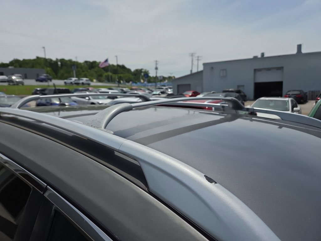 Used 2016 Nissan Rogue S w/ Appearance Package FWD image 3