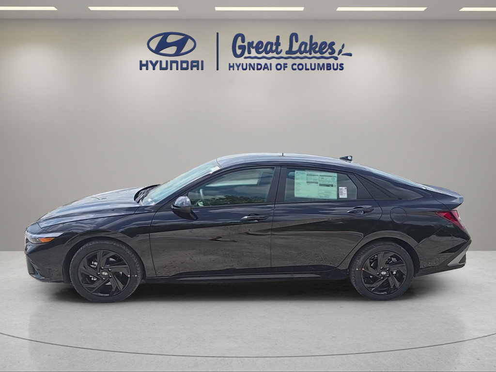 New 2026 Hyundai Elantra Sport FWD image 2