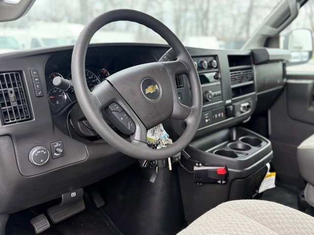 New 2025 Chevrolet Express 3500 w/ Power Convenience Package image 29