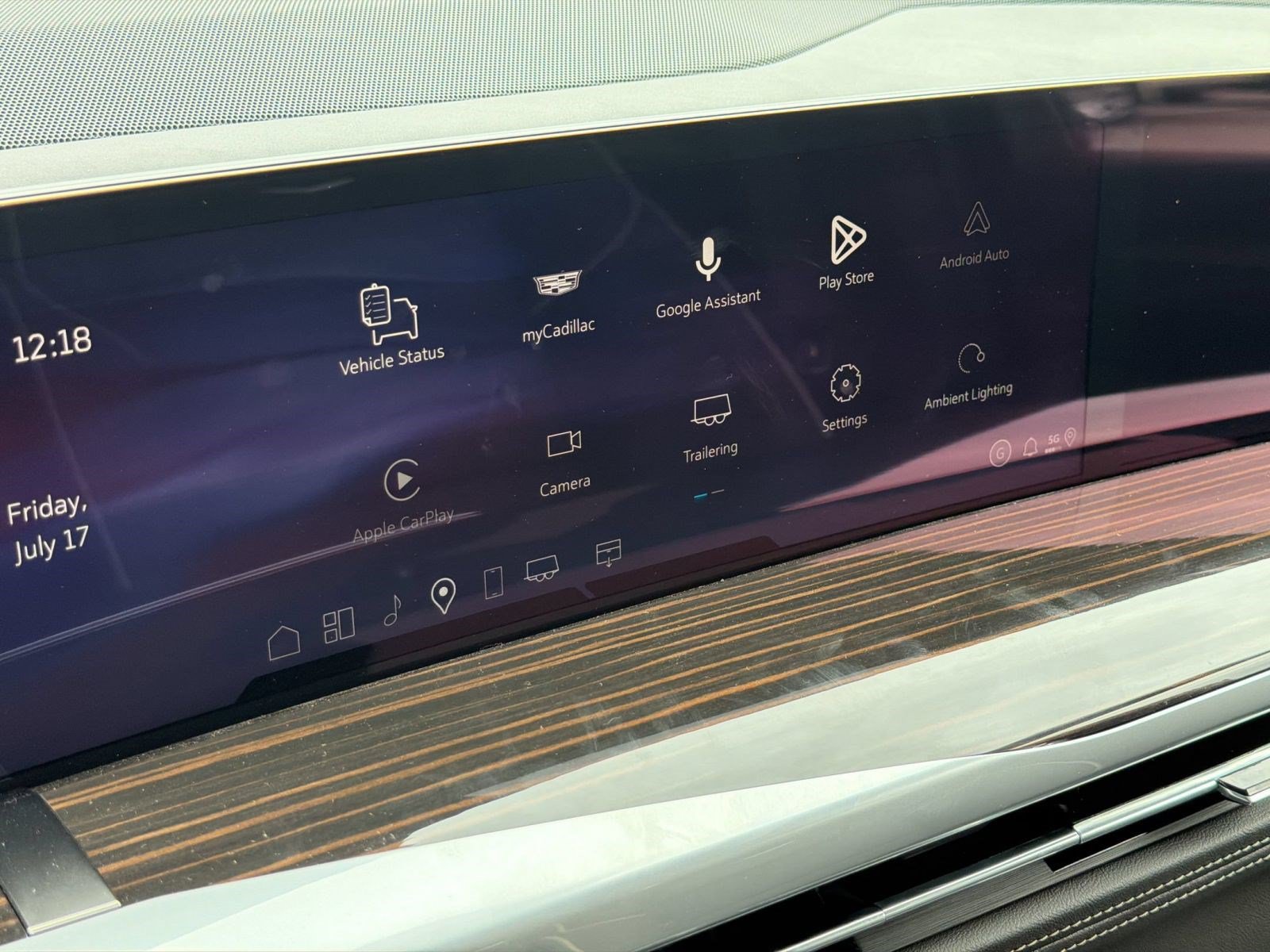 New 2026 Cadillac Escalade Luxury w/ Touring Package AWD/4WD image 20