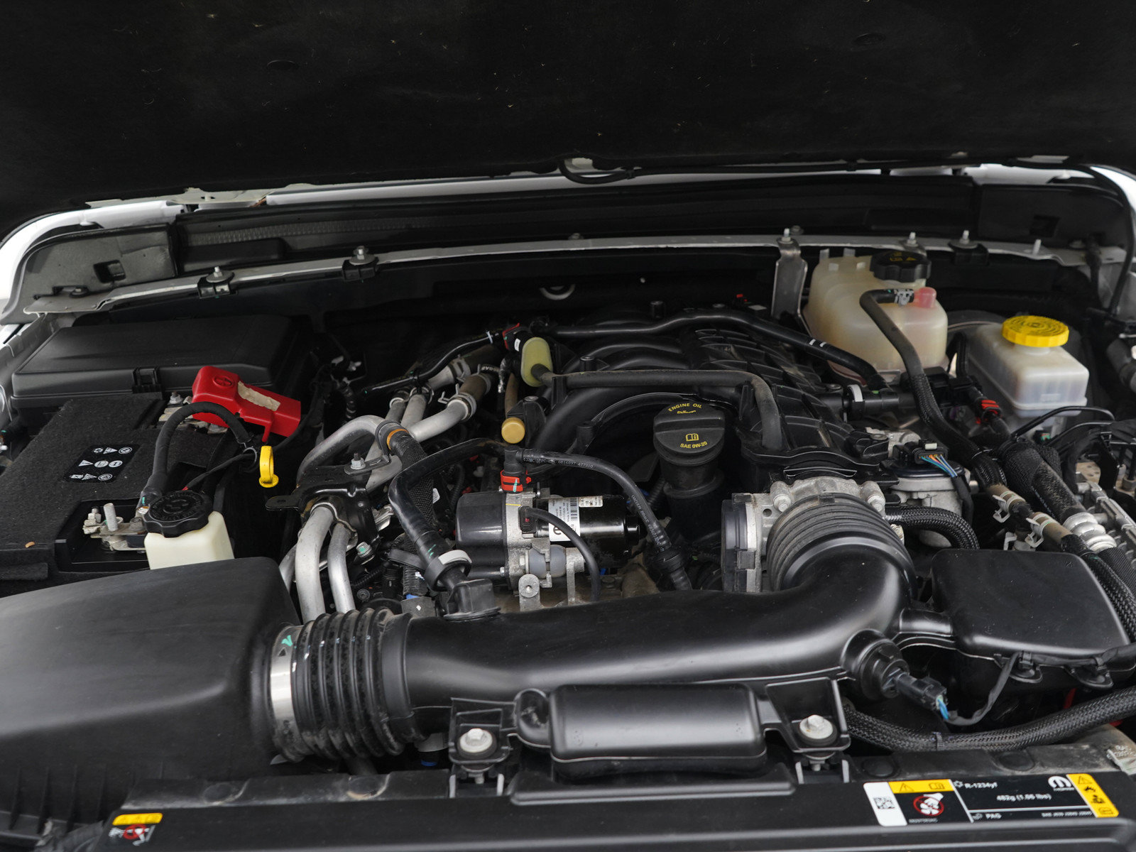Used 2022 Jeep Wrangler Unlimited Sahara AWD/4WD image 29