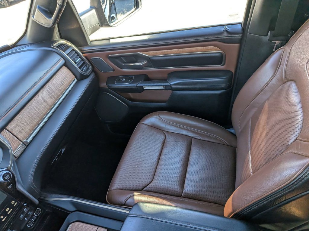 Used 2022 RAM 1500 Limited AWD/4WD image 16