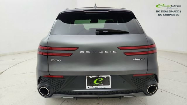 Used 2024 Genesis GV70 3.5T Sport w/ Sport Prestige Package AWD/4WD image 5