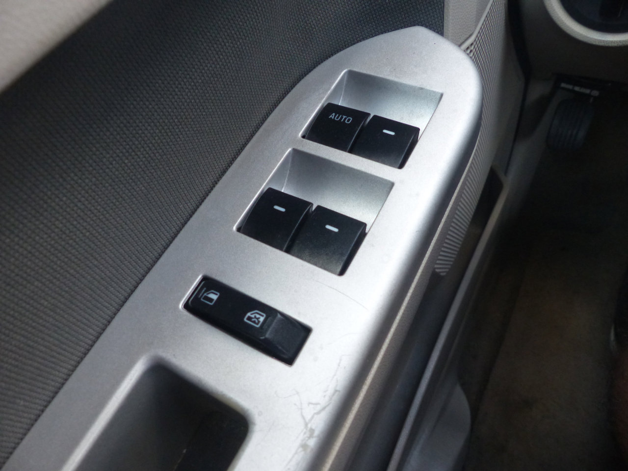 Used 2009 Mercury Mariner 4WD image 19